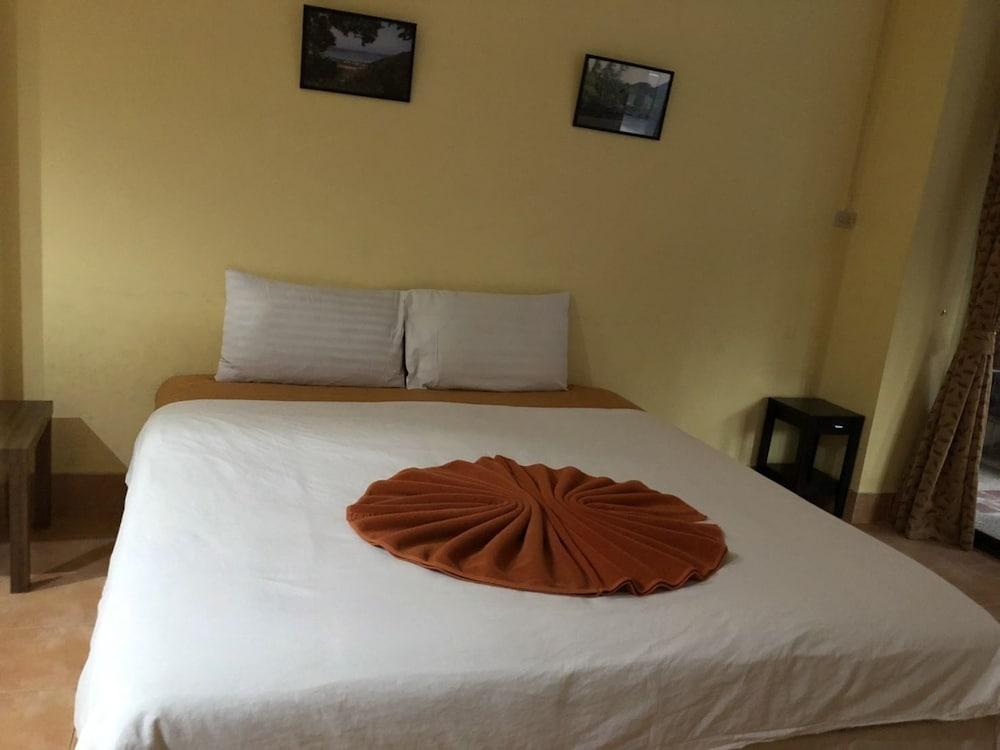 Nin Apartments Karon Beach Phuket Eksteriør billede