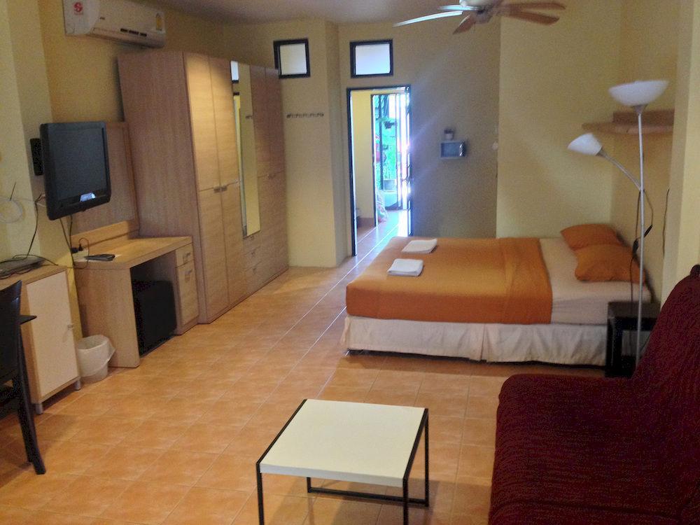 Nin Apartments Karon Beach Phuket Eksteriør billede