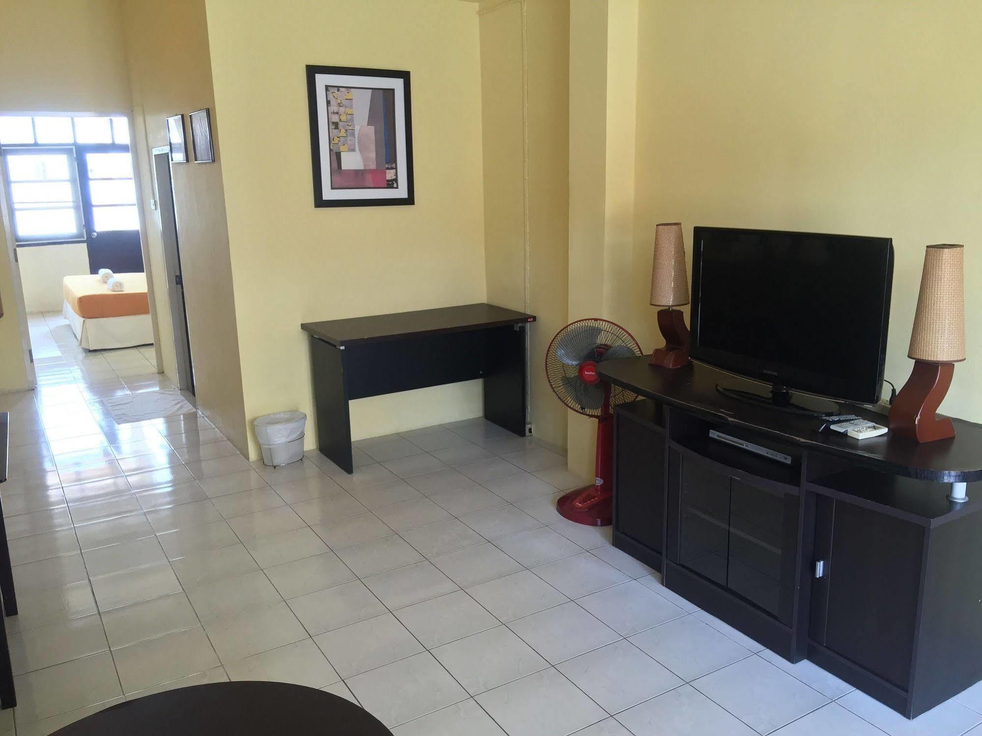 Nin Apartments Karon Beach Phuket Eksteriør billede