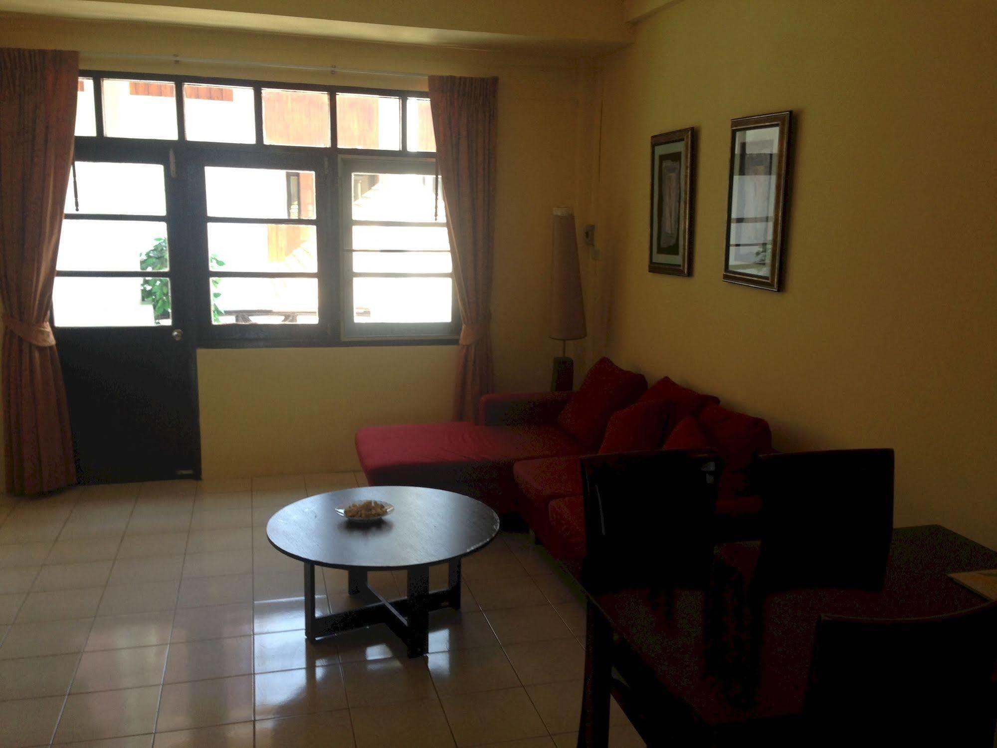 Nin Apartments Karon Beach Phuket Eksteriør billede