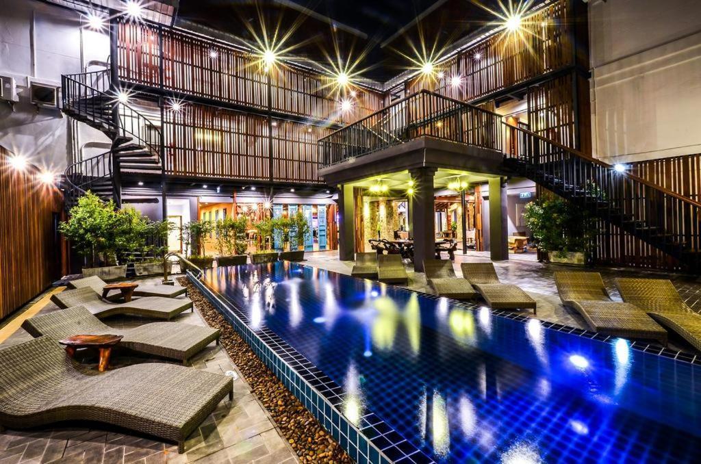 Nin Apartments Karon Beach Phuket Eksteriør billede